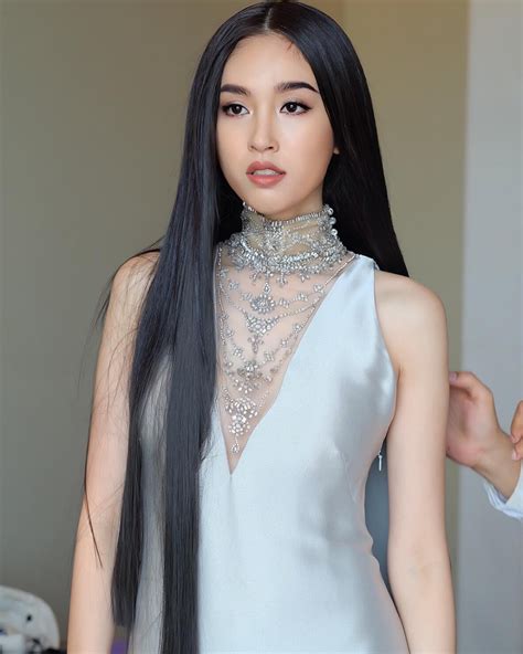 ladyboy.com|10 most beautiful transwomen in Thailand (2017 edition) .